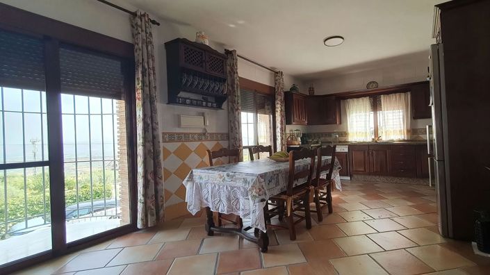 Image No.11-4 Bed Villa for sale