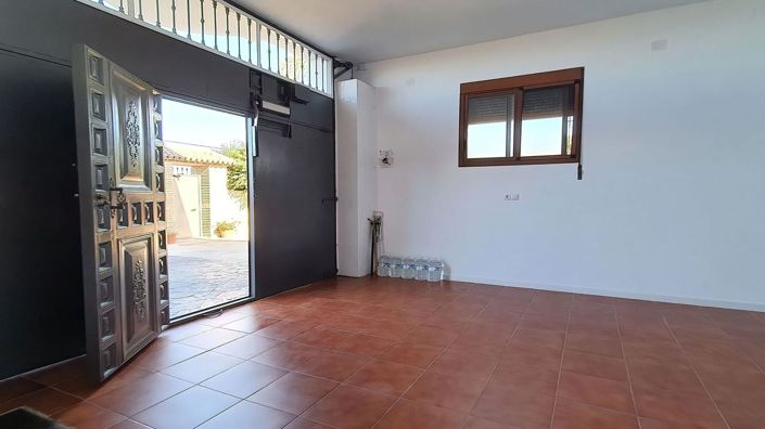 Image No.26-4 Bed Villa for sale