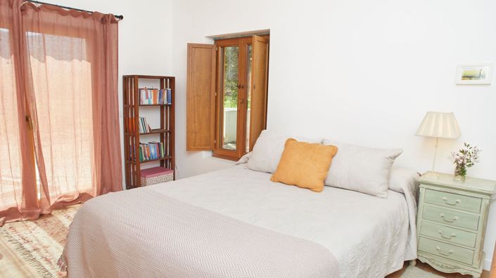 Image No.15-3 Bed Country House for sale