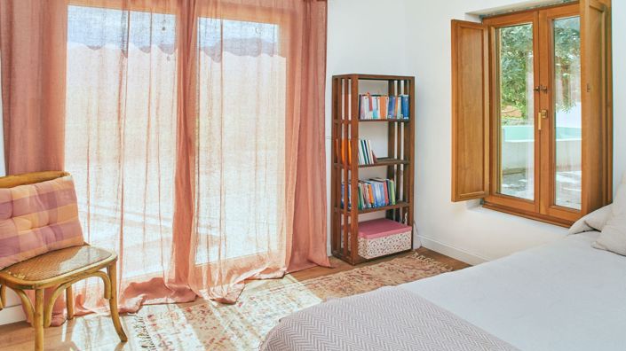 Image No.16-3 Bed Country House for sale