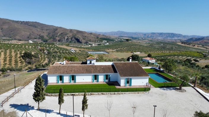 Image No.32-6 Bed Country House for sale
