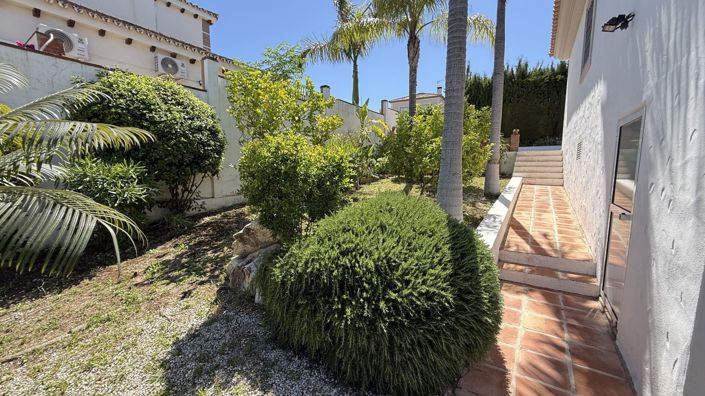 Image No.28-3 Bed Villa for sale