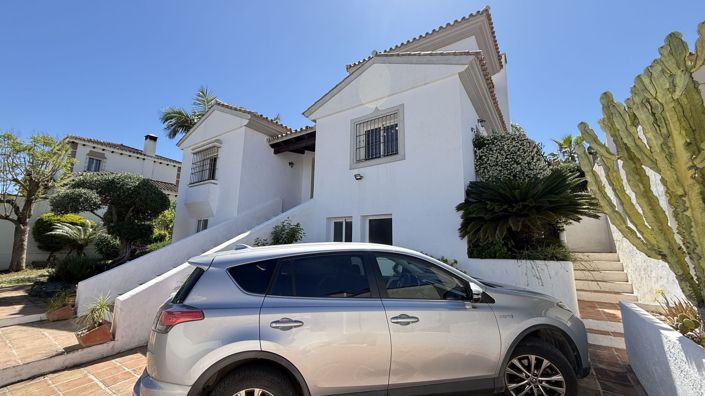 Image No.6-3 Bed Villa for sale