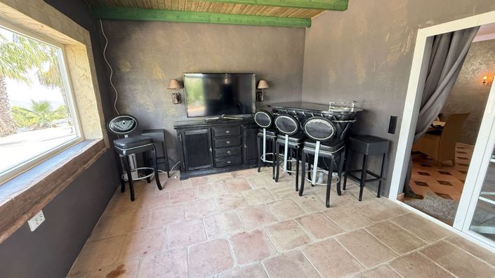 Image No.17-4 Bed Country House for sale