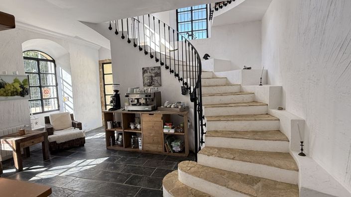 Image No.8-6 Bed Country House for sale