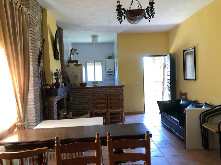 Image No.5-4 Bed Country House for sale