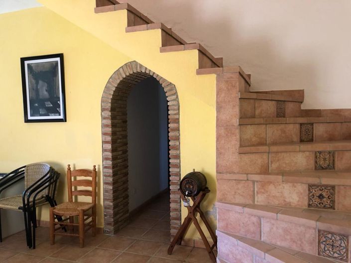 Image No.6-4 Bed Country House for sale