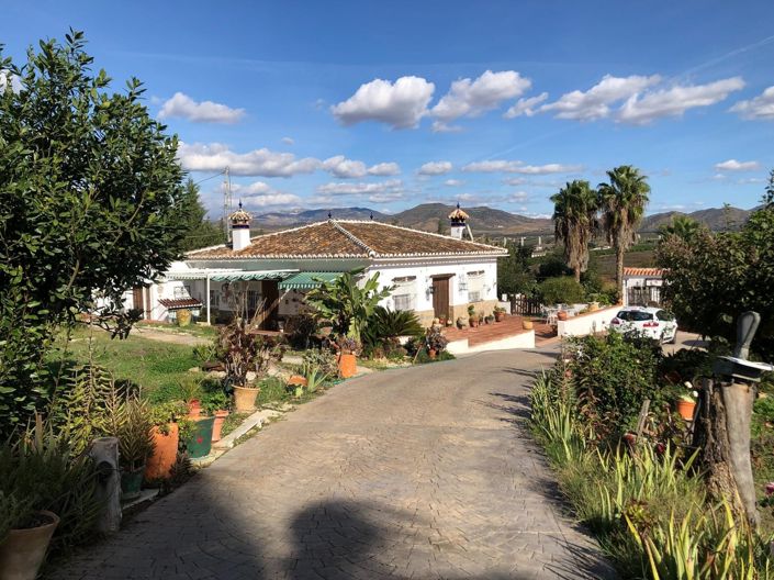 Image No.7-3 Bed Villa for sale