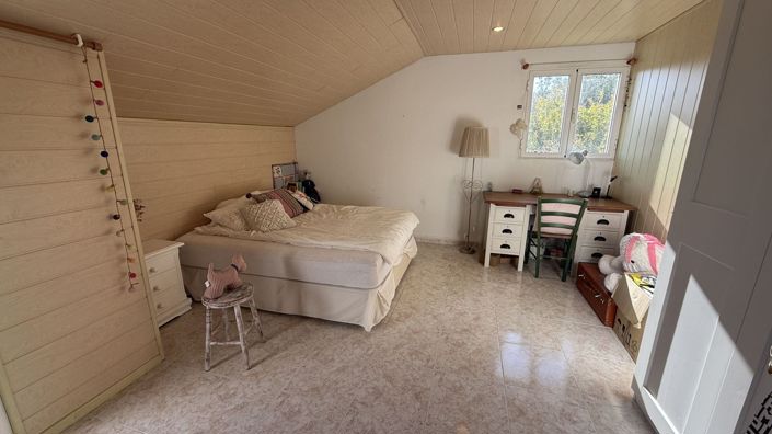 Image No.18-6 Bed Country House for sale