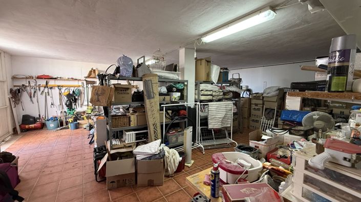 Image No.23-6 Bed Country House for sale