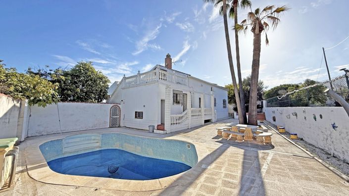 Image No.35-6 Bed Country House for sale
