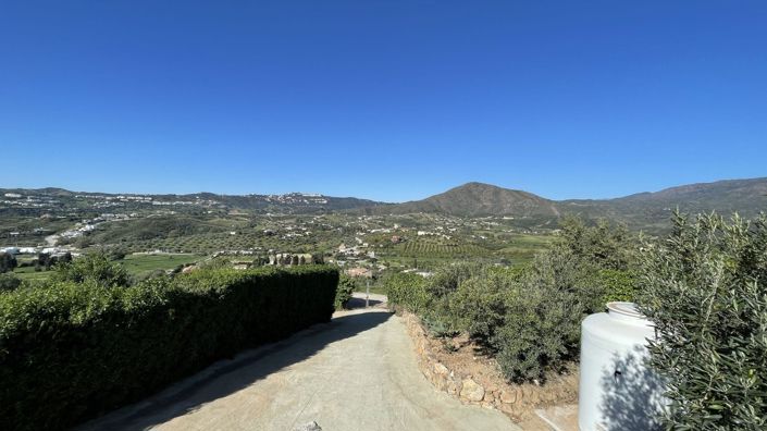 Image No.27-4 Bed Country House for sale