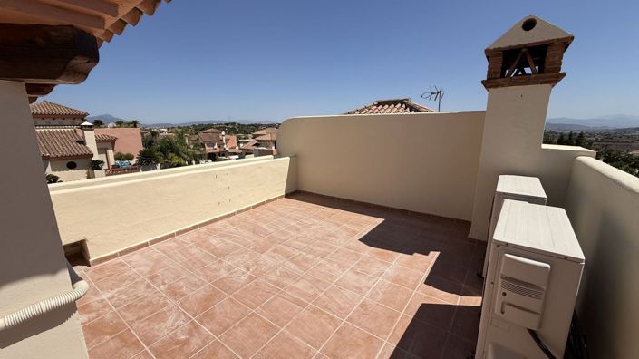 Image No.26-5 Bed Townhouse for sale