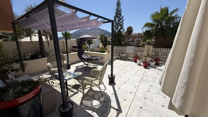 Image No.32-5 Bed Townhouse for sale