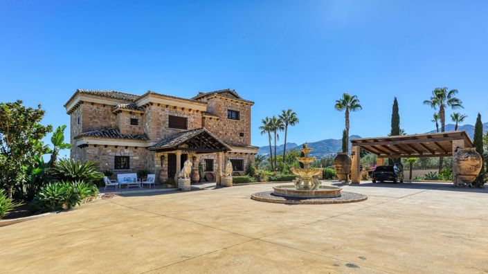 Image No.3-Maison de campagne de 8 chambres à vendre à Alhaurín de la Torre