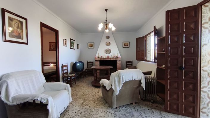 Image No.6-3 Bed Country House for sale