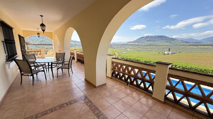 Image No.24-4 Bed Country House for sale