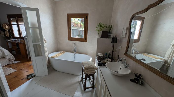 Image No.14-3 Bed Townhouse for sale