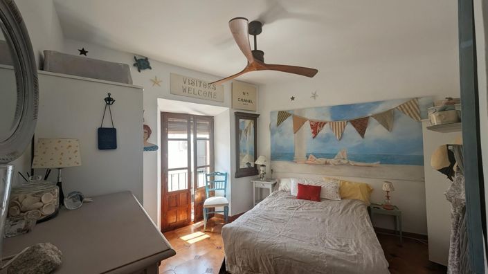 Image No.19-3 Bed Townhouse for sale