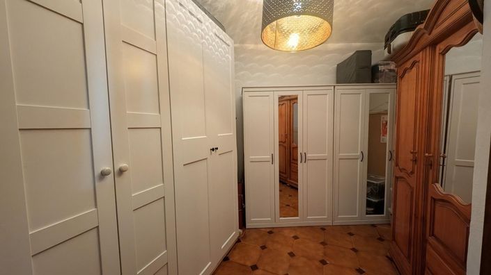 Image No.20-3 Bed Townhouse for sale