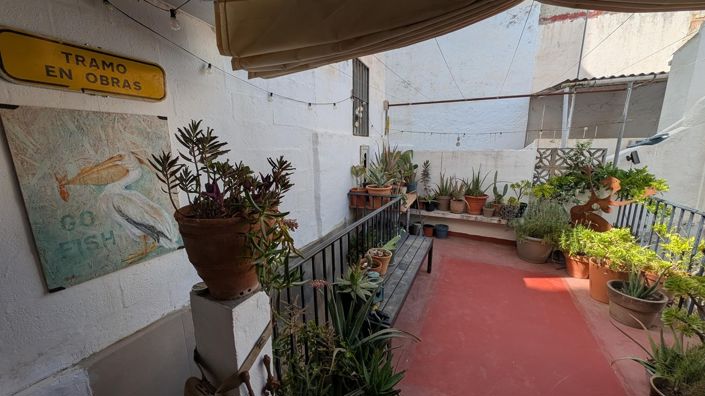 Image No.22-3 Bed Townhouse for sale