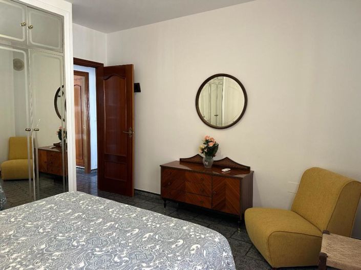 Image No.18-4 Bed Apartment for sale