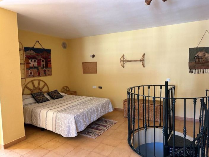 Image No.28-4 Bed Apartment for sale