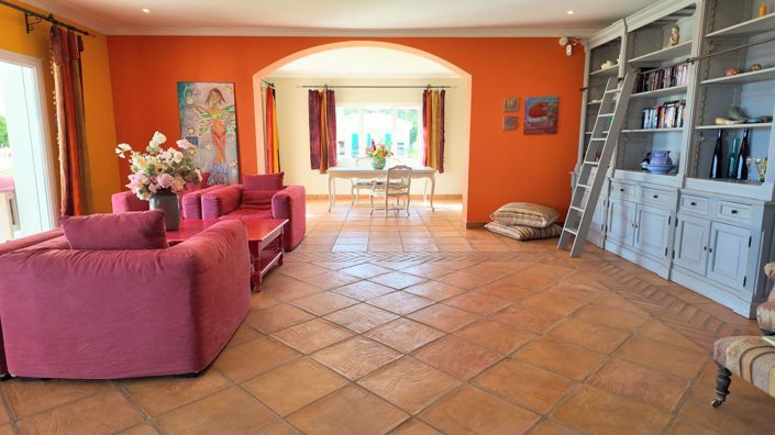 Image No.7-Maison de campagne de 6 chambres à vendre à Mijas