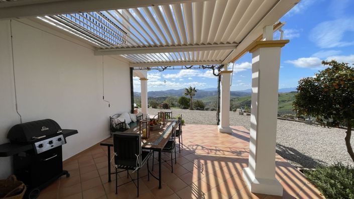 Image No.25-5 Bed Country House for sale