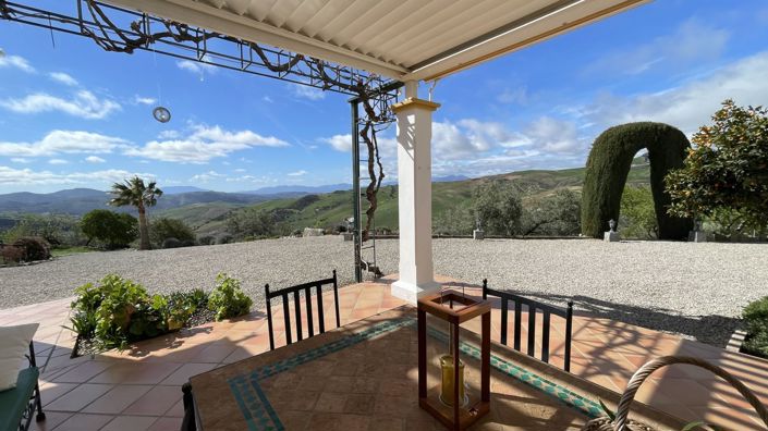 Image No.26-5 Bed Country House for sale