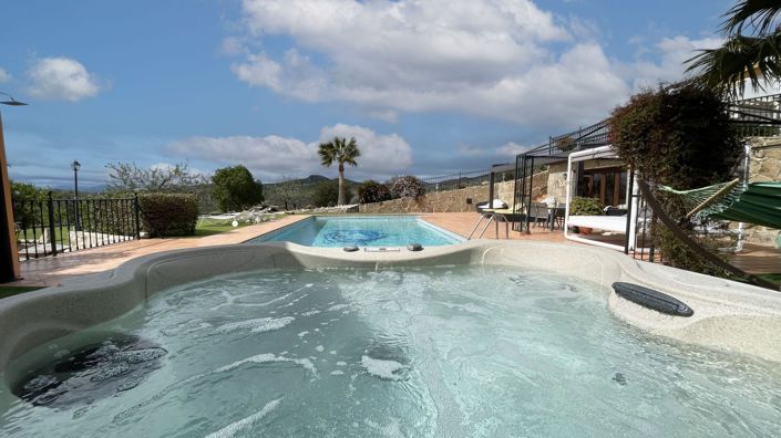 Image No.33-5 Bed Country House for sale