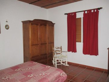 233-country-house-for-sale-in-alora-7-large