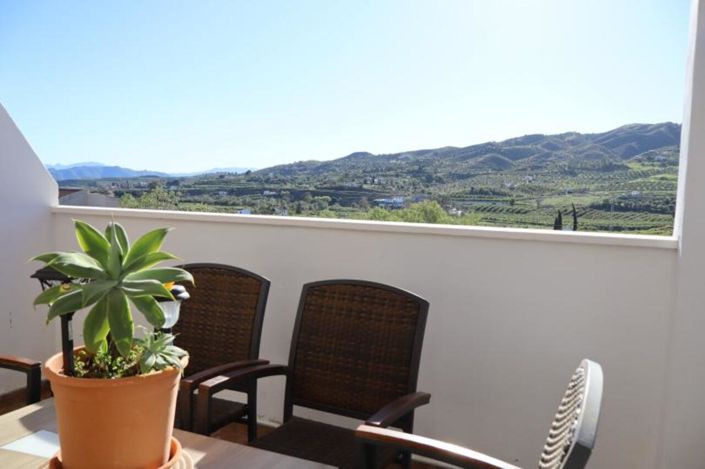 Image No.14-2 Bed Property for sale