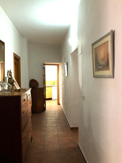 Image No.10-3 Bed House for sale