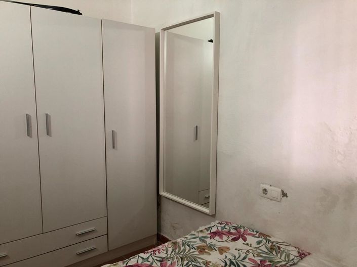 Image No.17-3 Bed House for sale