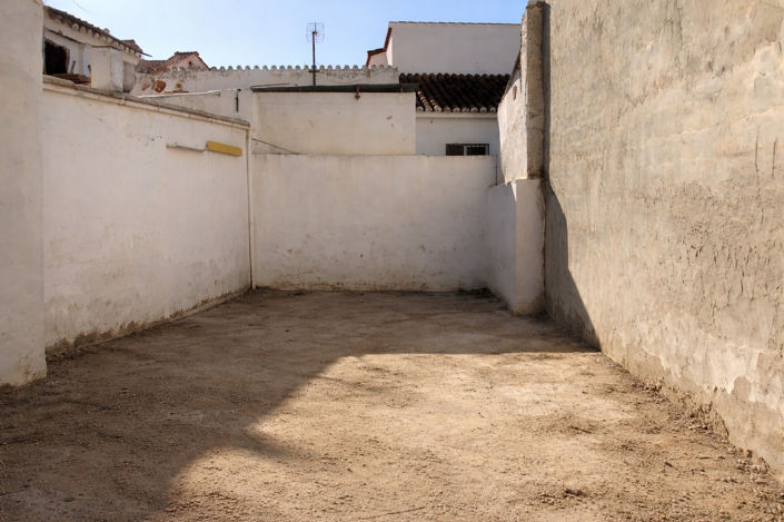 Image No.19-3 Bed House for sale