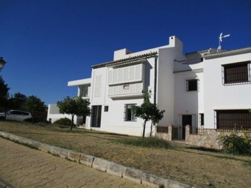191-townhouse-for-sale-in-alora-1-large