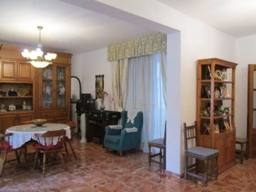 191-townhouse-for-sale-in-alora-6-large