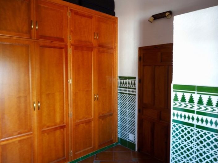 Image No.8-2 Bed Country House for sale