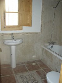 97-villa-for-sale-in-alora-5-large