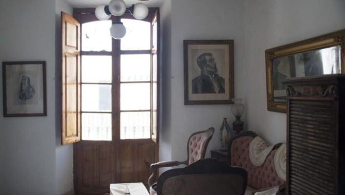 Image No.5-9 Bed Townhouse for sale