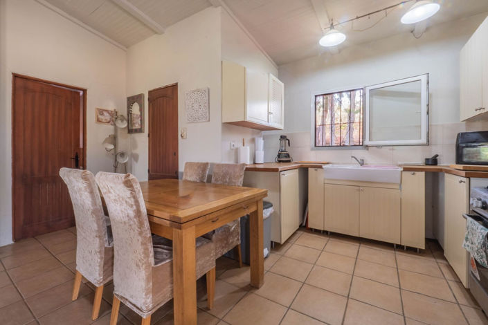 Image No.19-4 Bed Property for sale