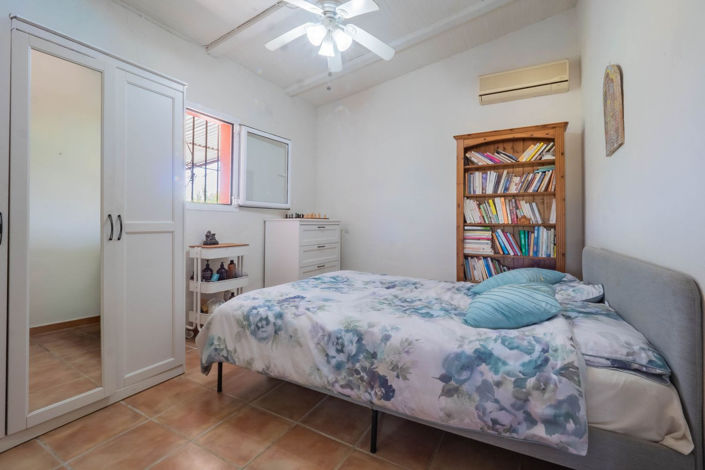 Image No.22-4 Bed Property for sale
