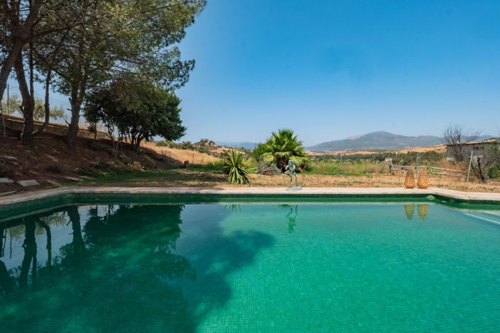 Image No.26-4 Bed Property for sale