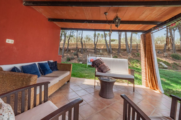 Image No.28-4 Bed Property for sale