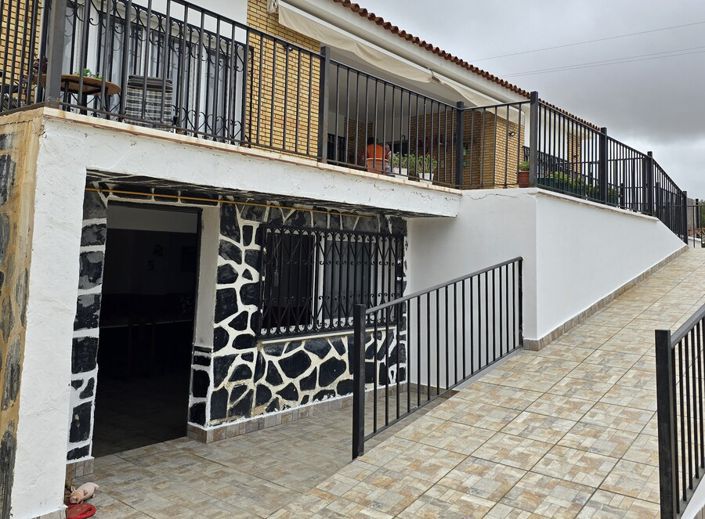Image No.48-7 Bed Finca for sale