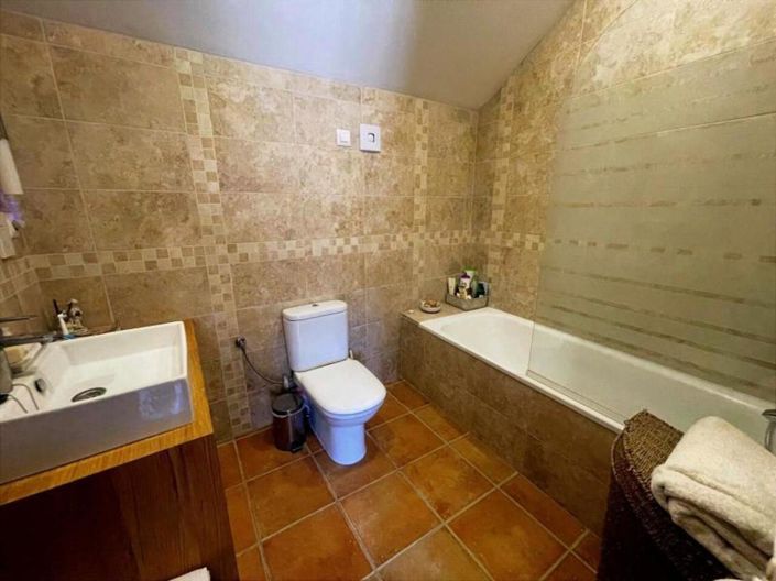 Image No.21-5 Bed Villa for sale