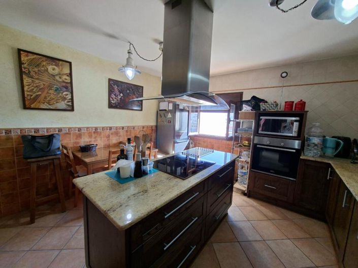 Image No.7-2 Bed Village House for sale