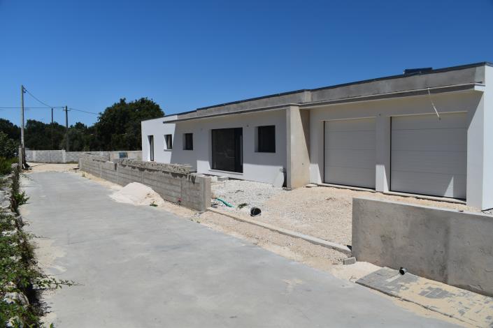 Image No.3-3 Bed House for sale