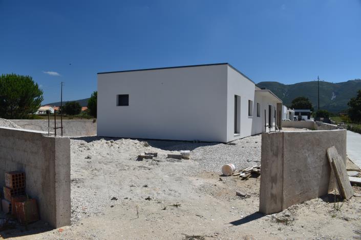 Image No.9-3 Bed House for sale